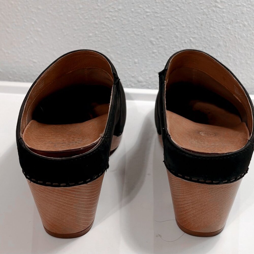 Dansko Black Nubuck Leather Clogs with Natural Platform heel - Picture 3 of 5